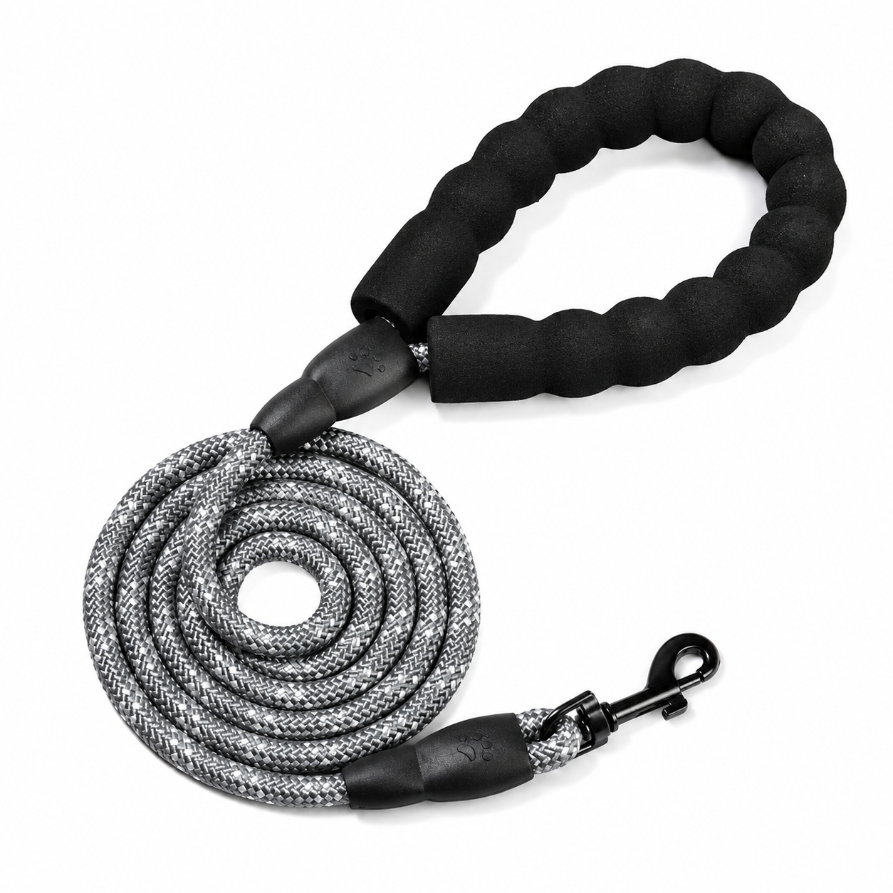 Noblias reflective nylon dog leash with soft padded handle, black, 1.5 meters, ideal for walking dogs in low-light conditions.