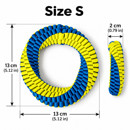 Single ring braided dog toy in size S, 13 cm across and 2 cm thick.