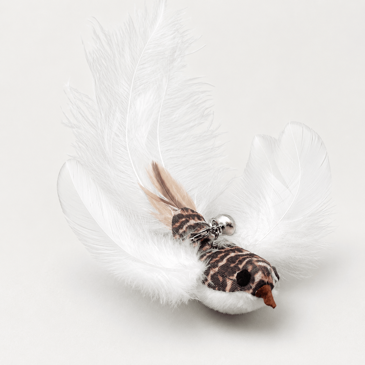 Small white bird head for the Noblias cat wand toy, handcrafted with natural feathers and a bell.