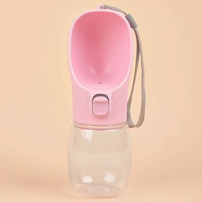 Black Noblias portable dog water bottle with 550ml capacity and built-in bowl for easy hydration during walks.