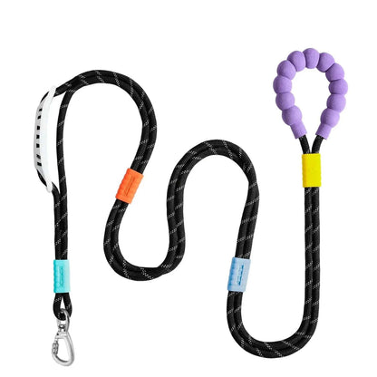 Noblias hands-free dog leash attached to a dog’s harness, adjustable waist leash ideal for walking, jogging, and outdoor adventures.