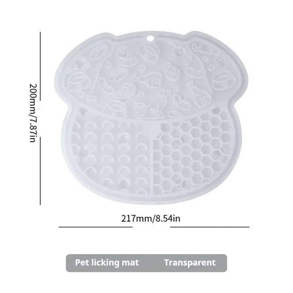 Transparent lick mat with dimensions marked 217 mm or 8.54 in wide and 200 mm or 7.87 in tall.