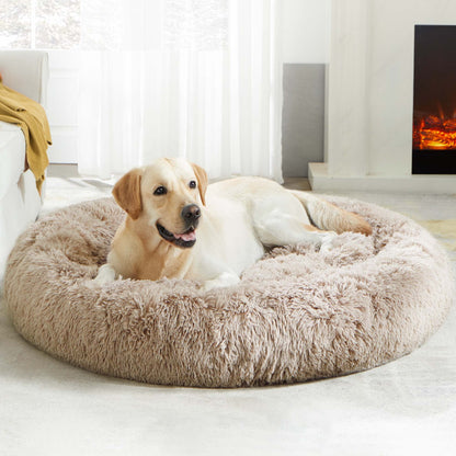 Light gray Noblias Cloud Calming Donut Bed for small dogs and cats, featuring a cozy, plush design for comfort and relaxation.